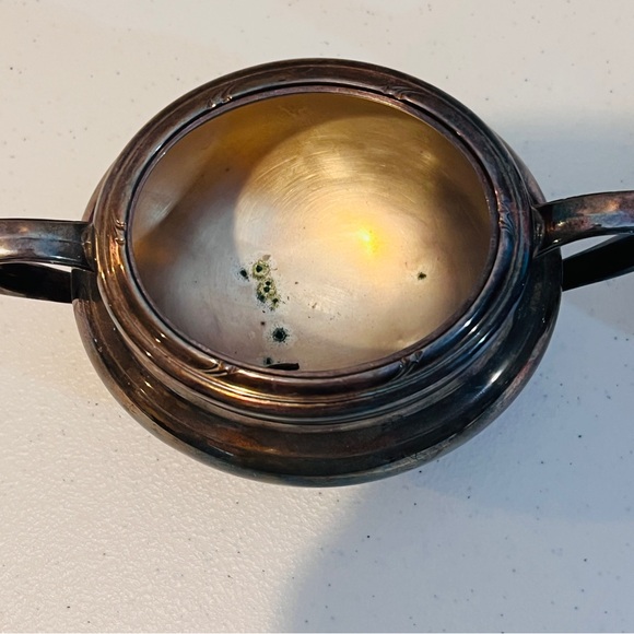 Vintage 1881 Rogers Croydon Silverplate Holloware Sugar Bowl and Creamer Set - Picture 6 of 11